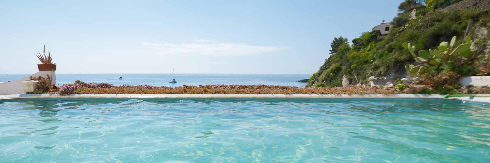 hotelcasarosaterme de schwimmbecken 002